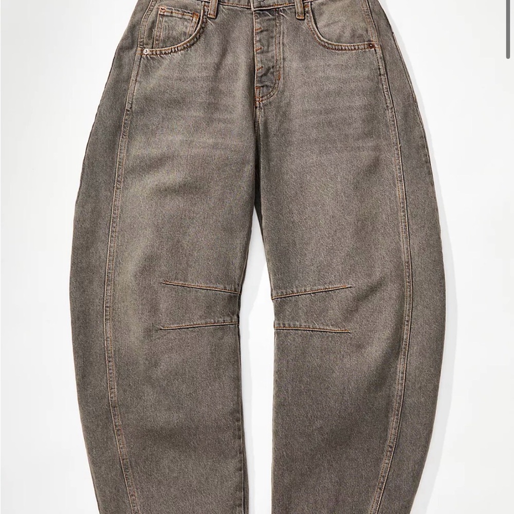 We The Free Good Luck Mid-Rise Barrel Jeans in Gray Sz 30